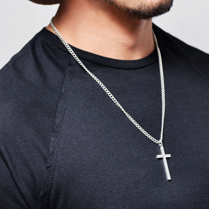 Accessories :: Necklaces :: Minimal Matt Cross Chain-Necklace 327