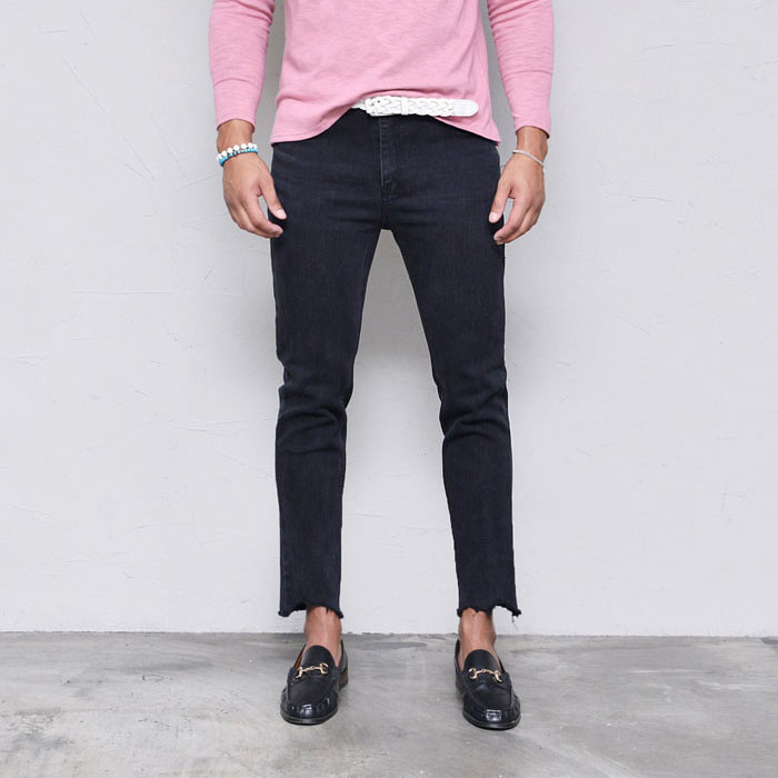 black ankle cut jeans